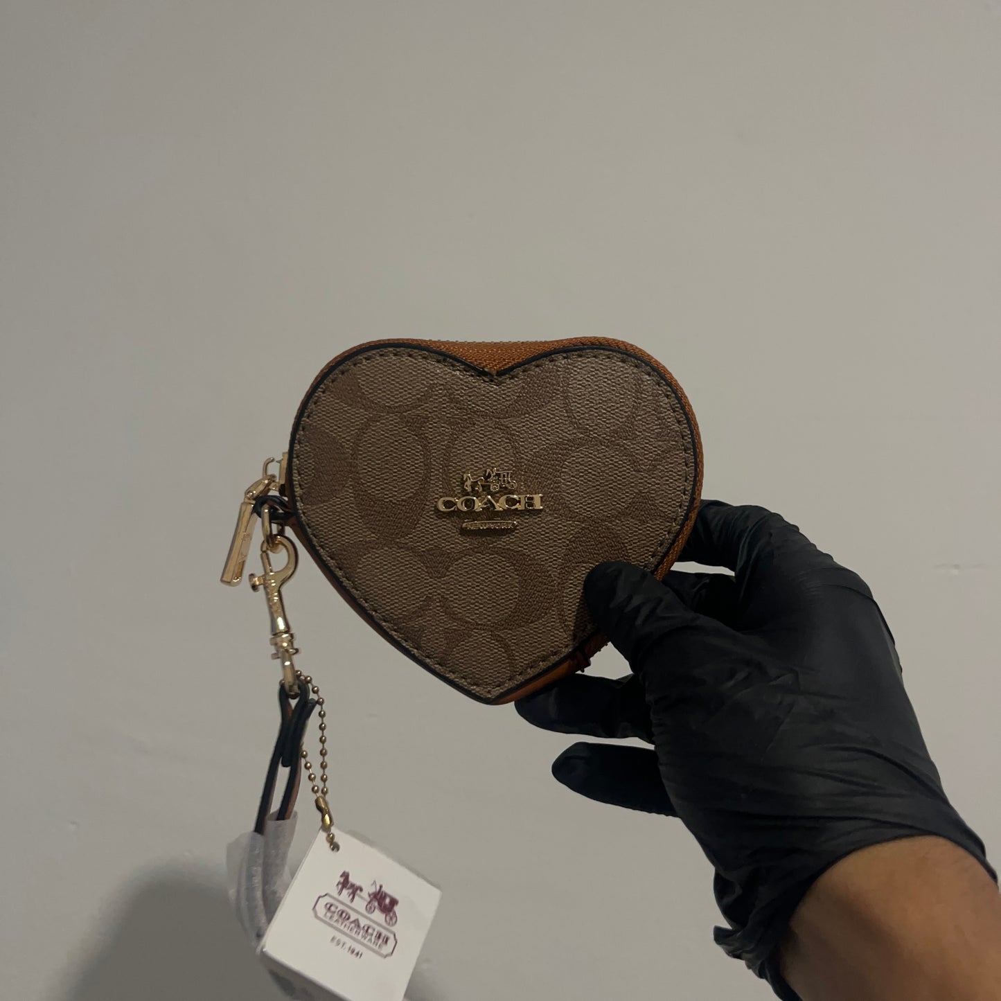 Cartera Coach